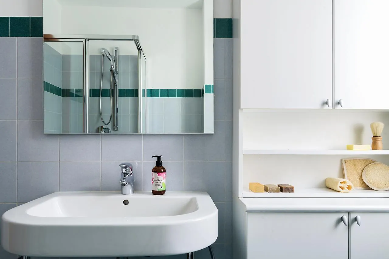 Apartment Homeathotel - Reina Apt Milan